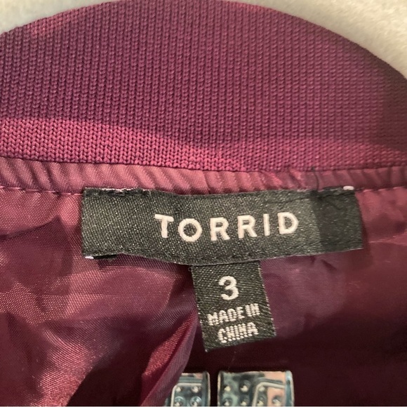 TORRID Sz  3 Embroidered Satin Finish Oversized Ribbed Hem & Cuffs Bomber Jacket - Picture 5 of 15